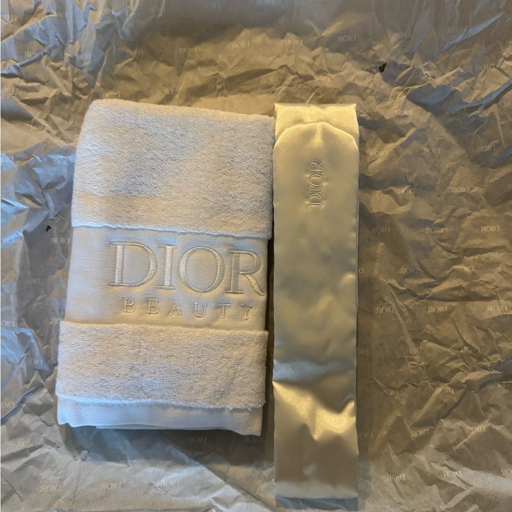 Brand New Dior Beauty Towel and Satin Headband Set